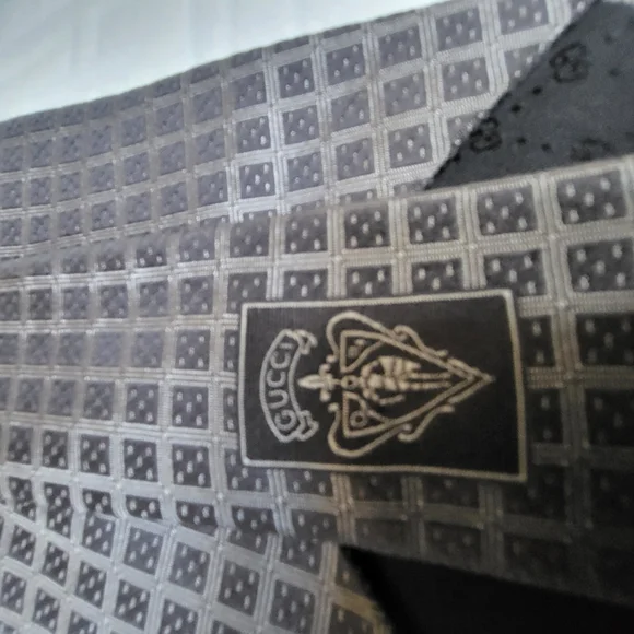 Gucci Gray Patterned Men's Tie - Picture 6 of 6